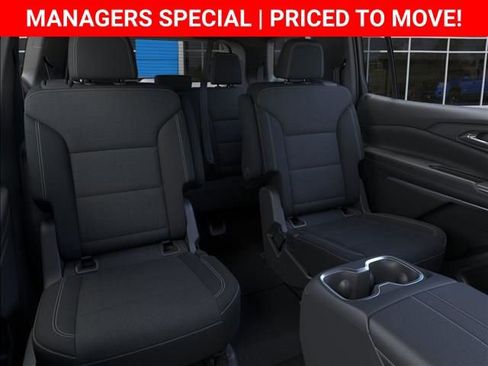New 2026 Chevrolet Traverse LT w/ Driver Confidence Package FWD image 17