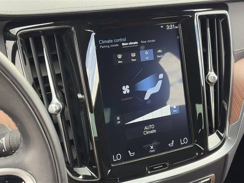 Used 2019 Volvo S60 T5 Inscription FWD image 31