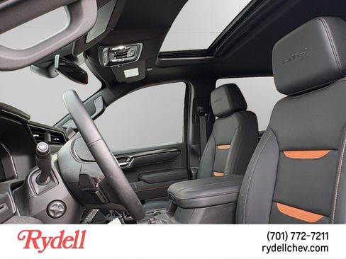 Used 2026 GMC Sierra 1500 AT4 w/ AT4 Premium Package AWD/4WD image 5