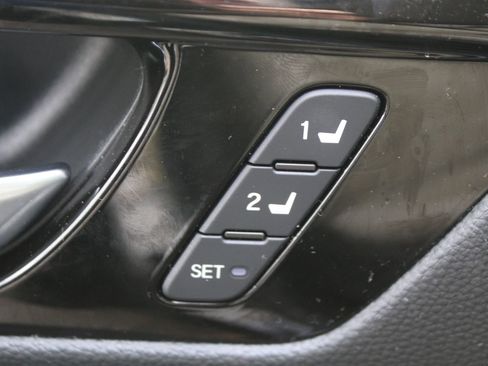 Used 2025 Honda CR-V EX-L image 22