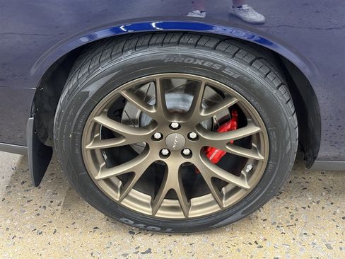 Used 2016 Dodge Challenger SRT Hellcat RWD image 19