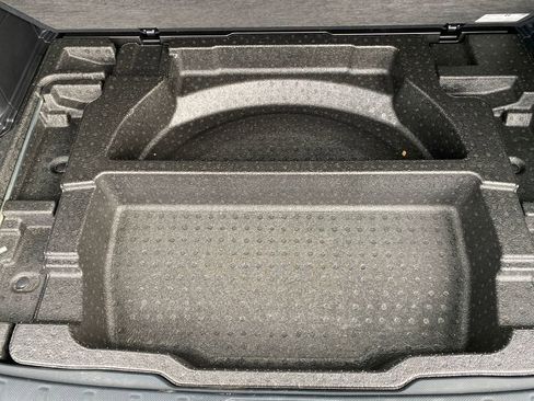 Used 2022 Subaru Forester Premium image 30