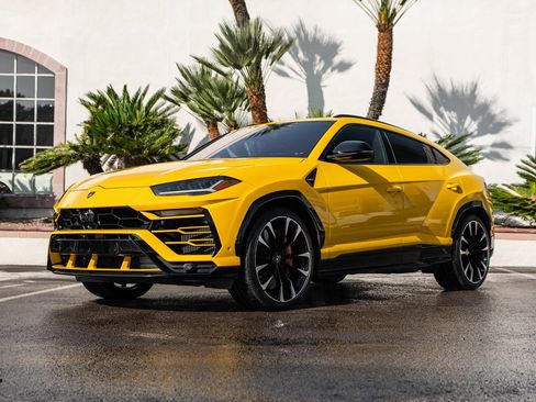 Used 2019 Lamborghini Urus image 37