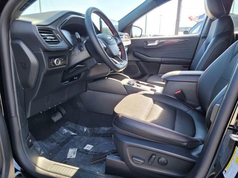 New 2026 Ford Escape ST-Line w/ Tech Pack #1 image 4