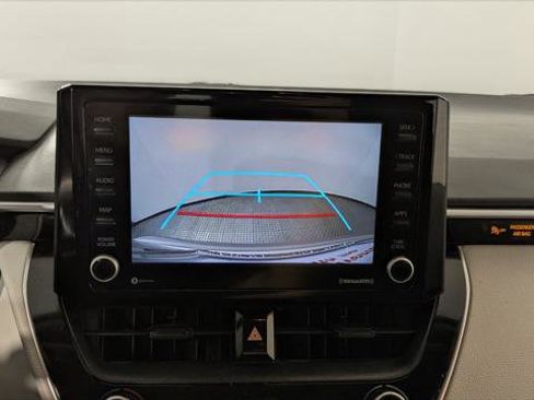 Used 2022 Toyota Corolla LE image 31