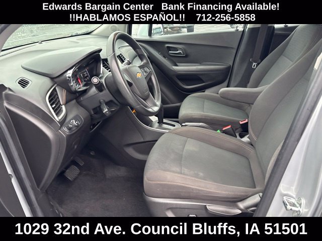 Used 2018 Chevrolet Trax LS FWD image 11