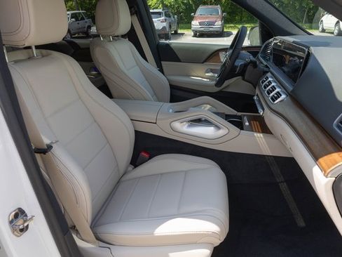 Certified 2025 Mercedes-Benz GLE 450 4MATIC image 21