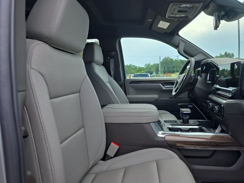 New 2026 Chevrolet Silverado 1500 LT Trail Boss w/ Convenience Package II AWD/4WD image 13