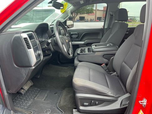 Used 2018 Chevrolet Silverado 1500 LT w/ All Star Edition image 11