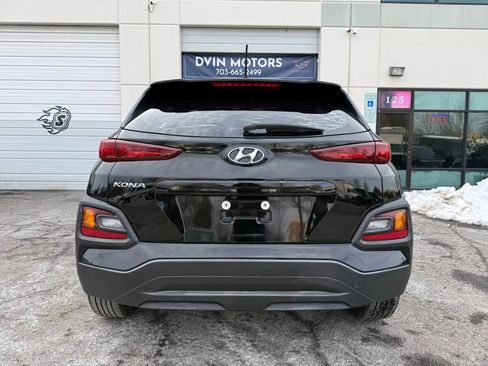 Used 2018 Hyundai Kona SE image 12