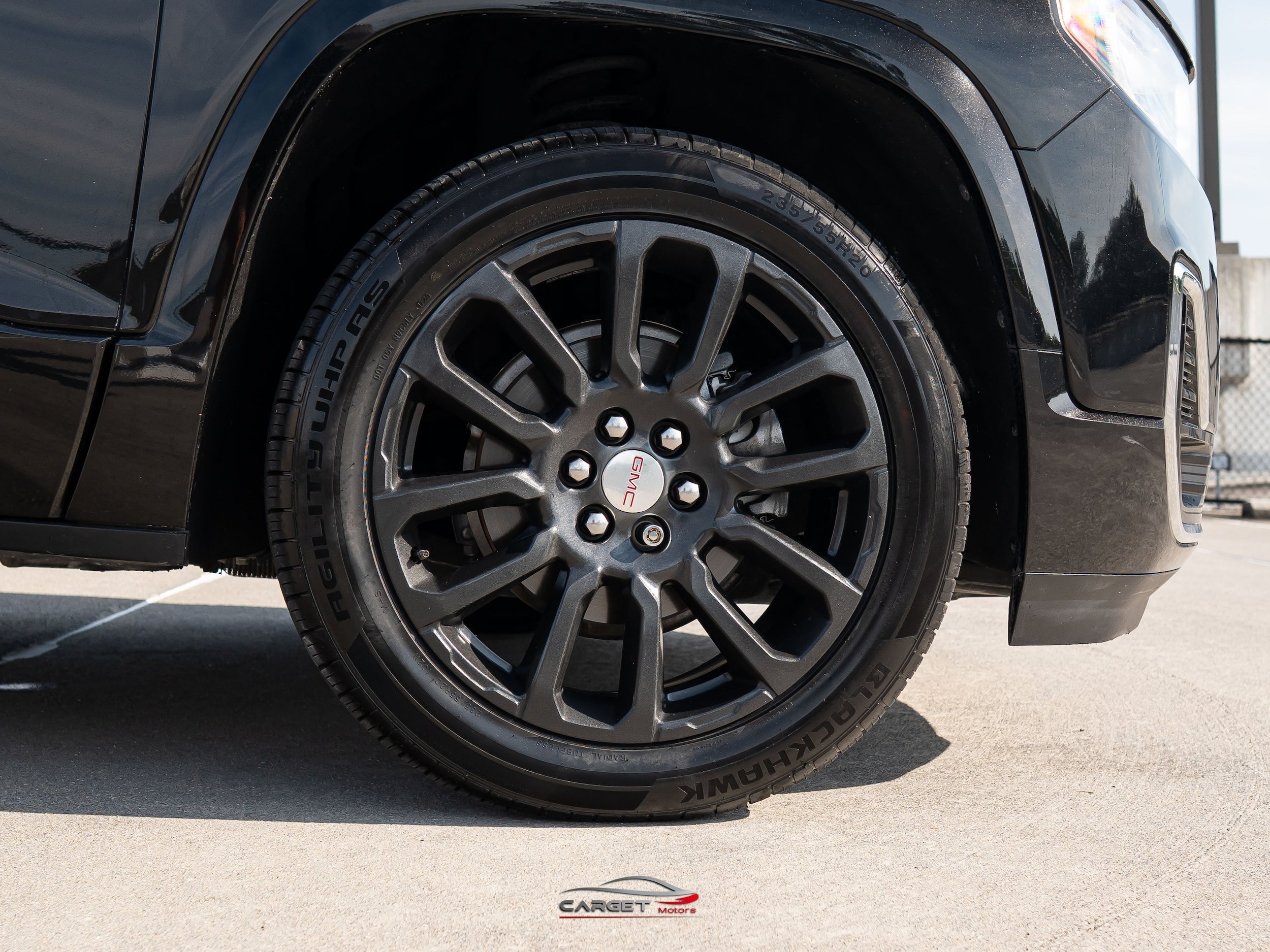 Used 2020 GMC Acadia Denali w/ Technology Package FWD image 9