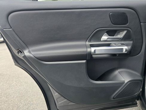 New 2026 Mercedes-Benz GLB 250 4MATIC image 19
