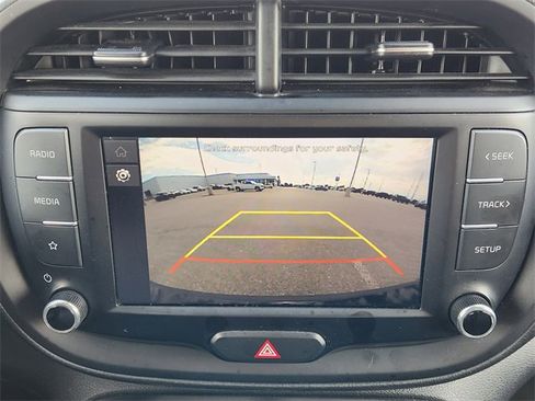 Used 2023 Kia Soul LX image 19