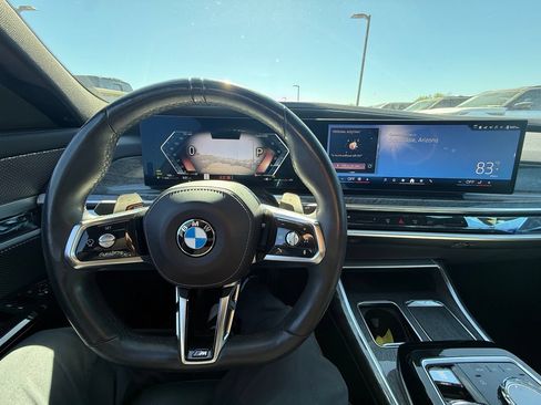 Used 2023 BMW 740i RWD image 23