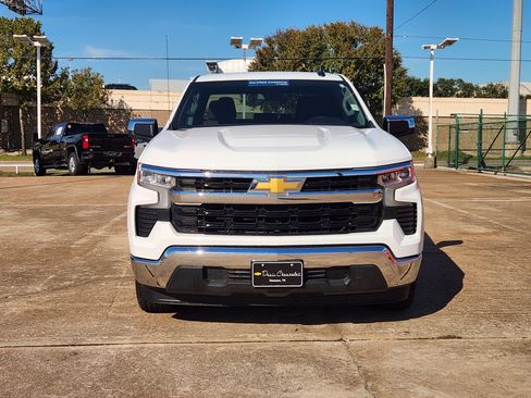 Certified 2025 Chevrolet Silverado 1500 LT image 3