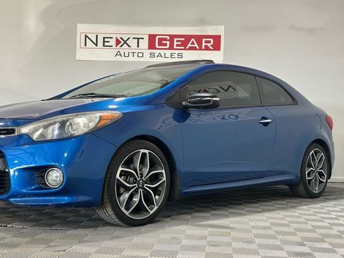 Used 2015 Kia Forte Koup SX w/ SX Premium Package image 2