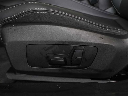 Used 2026 BMW 228i w/ Technology Package image 19