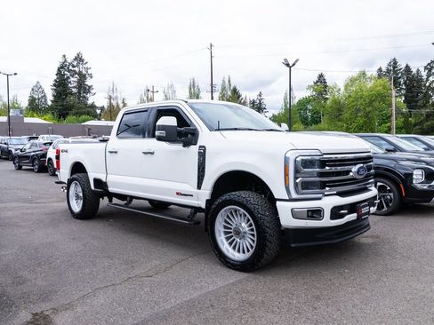 Used 2023 Ford F350 Limited AWD/4WD image 29