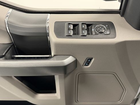 Used 2015 Ford F150 XLT w/ Equipment Group 302A Luxury image 14