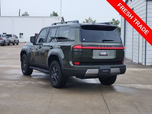 Used 2024 Lexus GX 550 AWD/4WD image 5