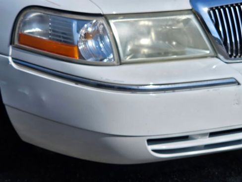 Used 2004 Mercury Grand Marquis GS image 4