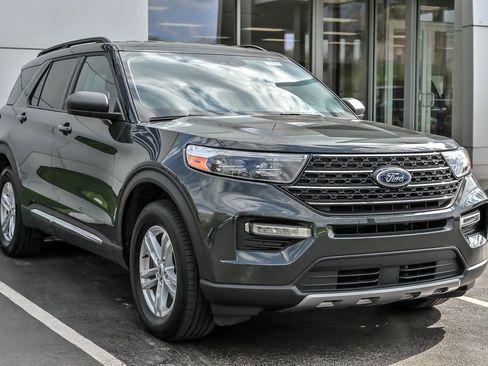 Certified 2023 Ford Explorer XLT w/ Equipment Group 202A AWD/4WD image 12