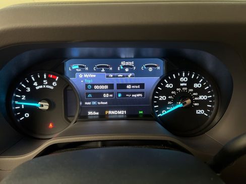 New 2026 Ford E-350 and Econoline 350 Super Duty w/ Power Equipment Group image 15