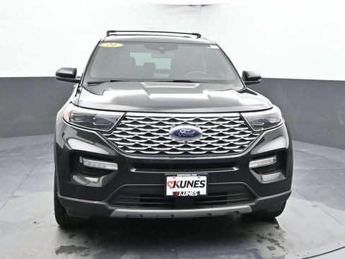 Used 2020 Ford Explorer Platinum w/ Premium Technology Package AWD/4WD image 3