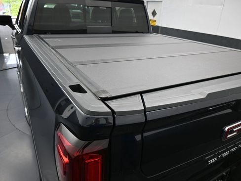 Used 2023 GMC Sierra 1500 SLT w/ SLT Premium Plus Package image 50