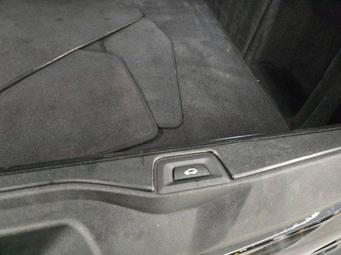 Used 2025 BMW X5 xDrive40i AWD/4WD image 45