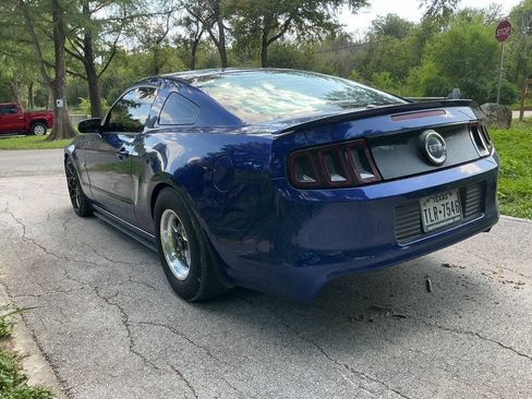 Used 2014 Ford Mustang GT Premium RWD image 6