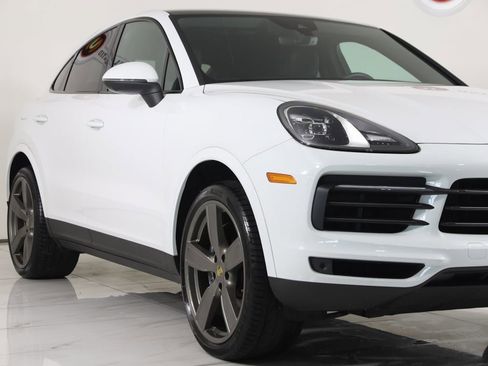 Used 2023 Porsche Cayenne Coupe image 78