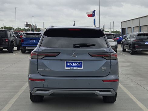 Used 2025 Mitsubishi Outlander SEL image 5