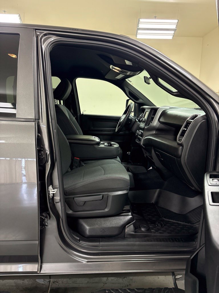 Used 2024 RAM 2500 Tradesman AWD/4WD image 22