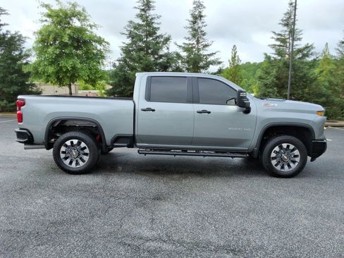 Certified 2024 Chevrolet Silverado 2500 Custom w/ Custom Value Package AWD/4WD image 4
