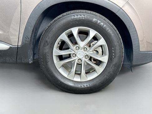Used 2020 Hyundai Santa Fe SEL w/ Cargo Package FWD image 32