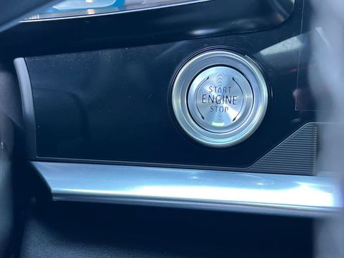 Used 2023 Chevrolet Corvette Stingray Coupe w/ Z51 Performance Package image 27