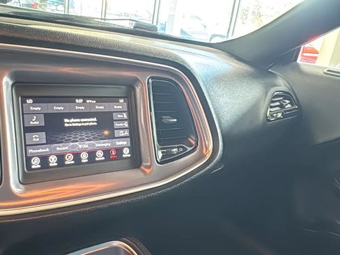 Used 2019 Dodge Challenger R/T w/ Driver Convenience Group RWD image 19