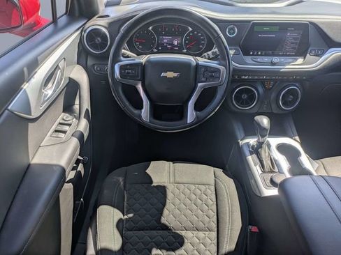 Used 2020 Chevrolet Blazer LT FWD image 17