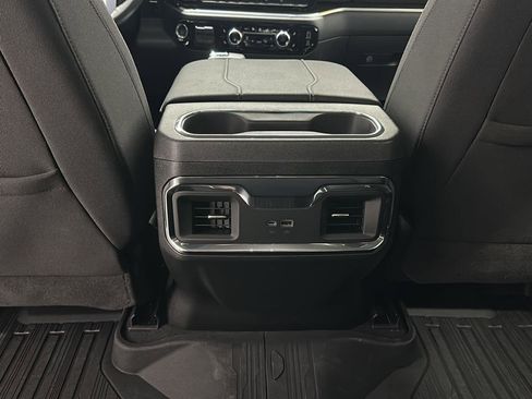 Used 2025 GMC Sierra 1500 Elevation w/ Preferred Package image 21
