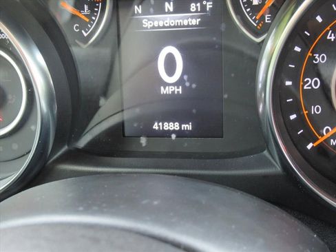 Used 2021 Jeep Wrangler Unlimited Sport image 29