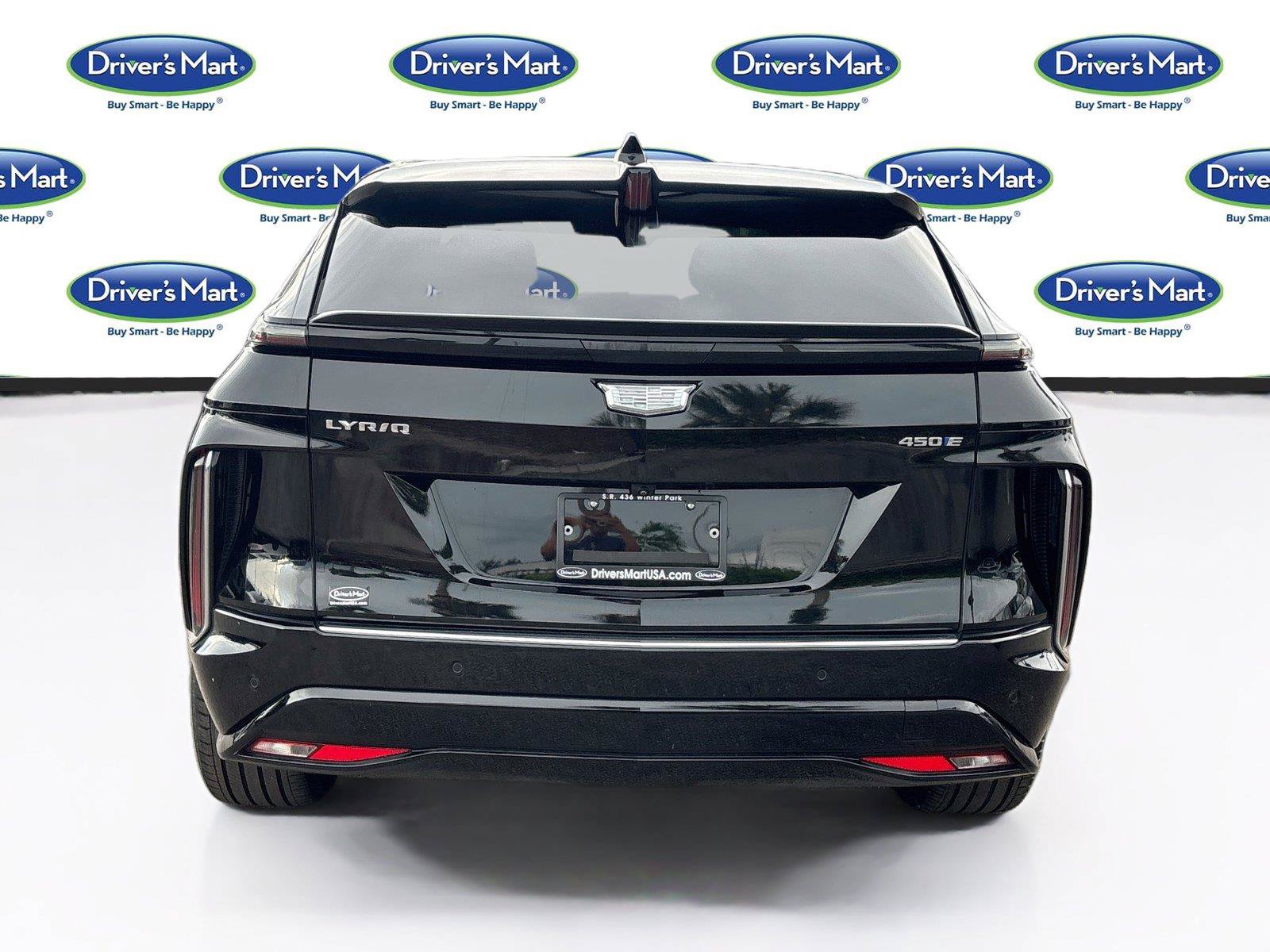 Used 2024 Cadillac Lyriq Tech RWD image 6
