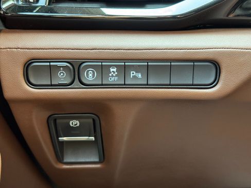 Used 2022 Acura MDX FWD w/ Technology Package image 16