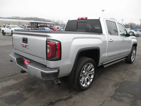 Used 2018 GMC Sierra 1500 Denali w/ Denali Ultimate Package image 3