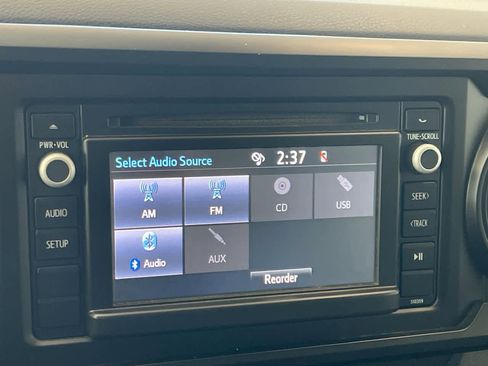 Certified 2019 Toyota Tacoma SR AWD/4WD image 16