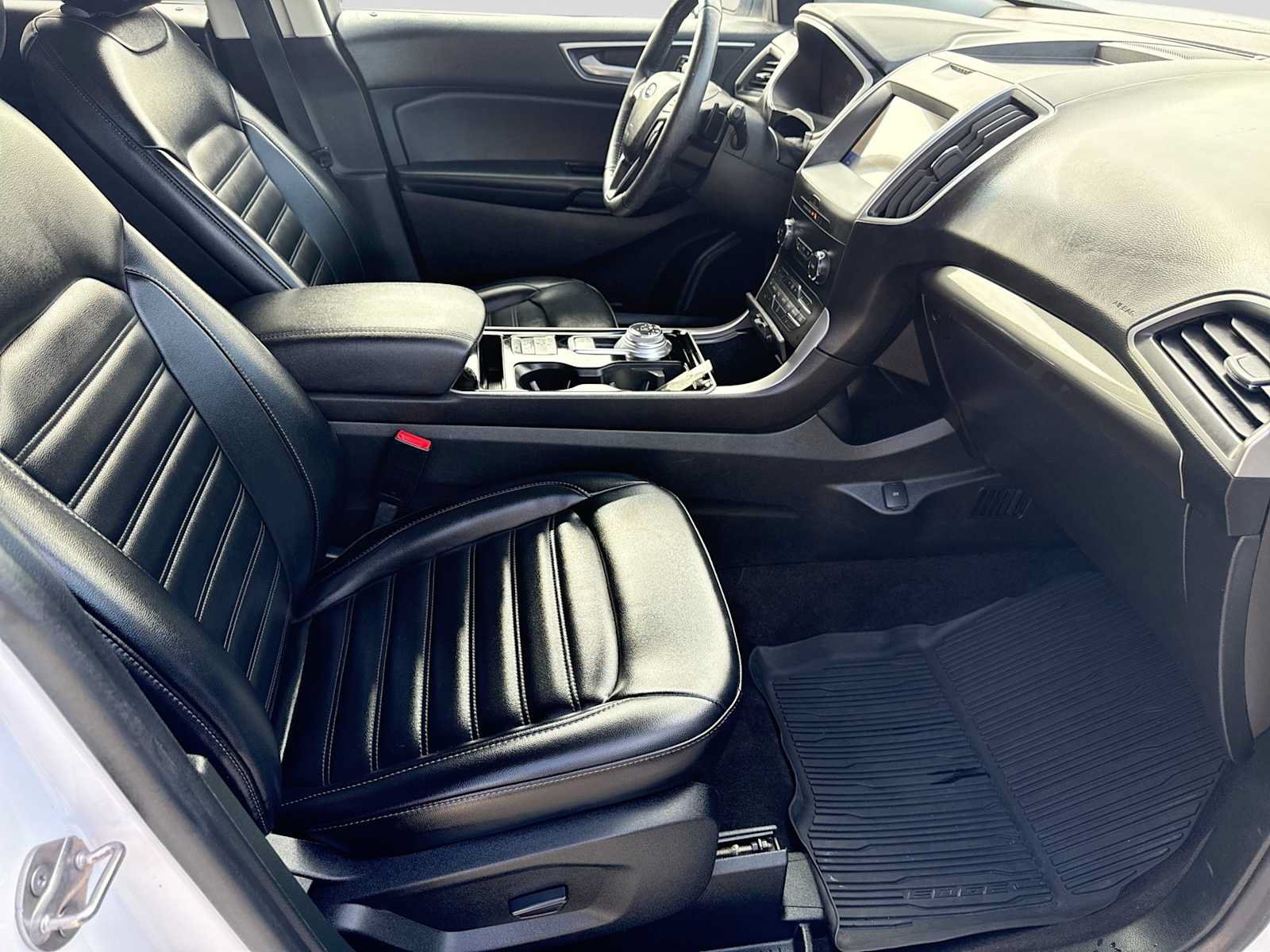 Used 2020 Ford Edge SEL w/ Convenience Package AWD/4WD image 19