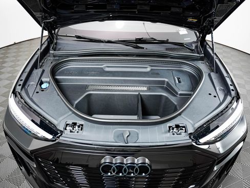 New 2027 Audi Q6 e-tron Premium Plus AWD/4WD image 4