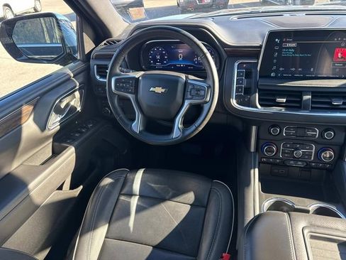 Certified 2024 Chevrolet Suburban Premier image 21