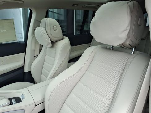 New 2026 Mercedes-Benz GLS 450 4MATIC image 13