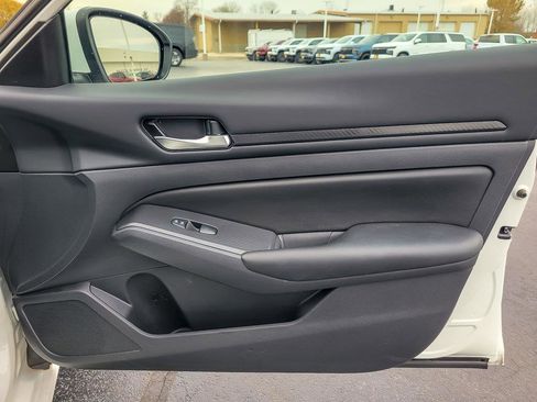 Used 2022 Nissan Altima 2.5 S image 21